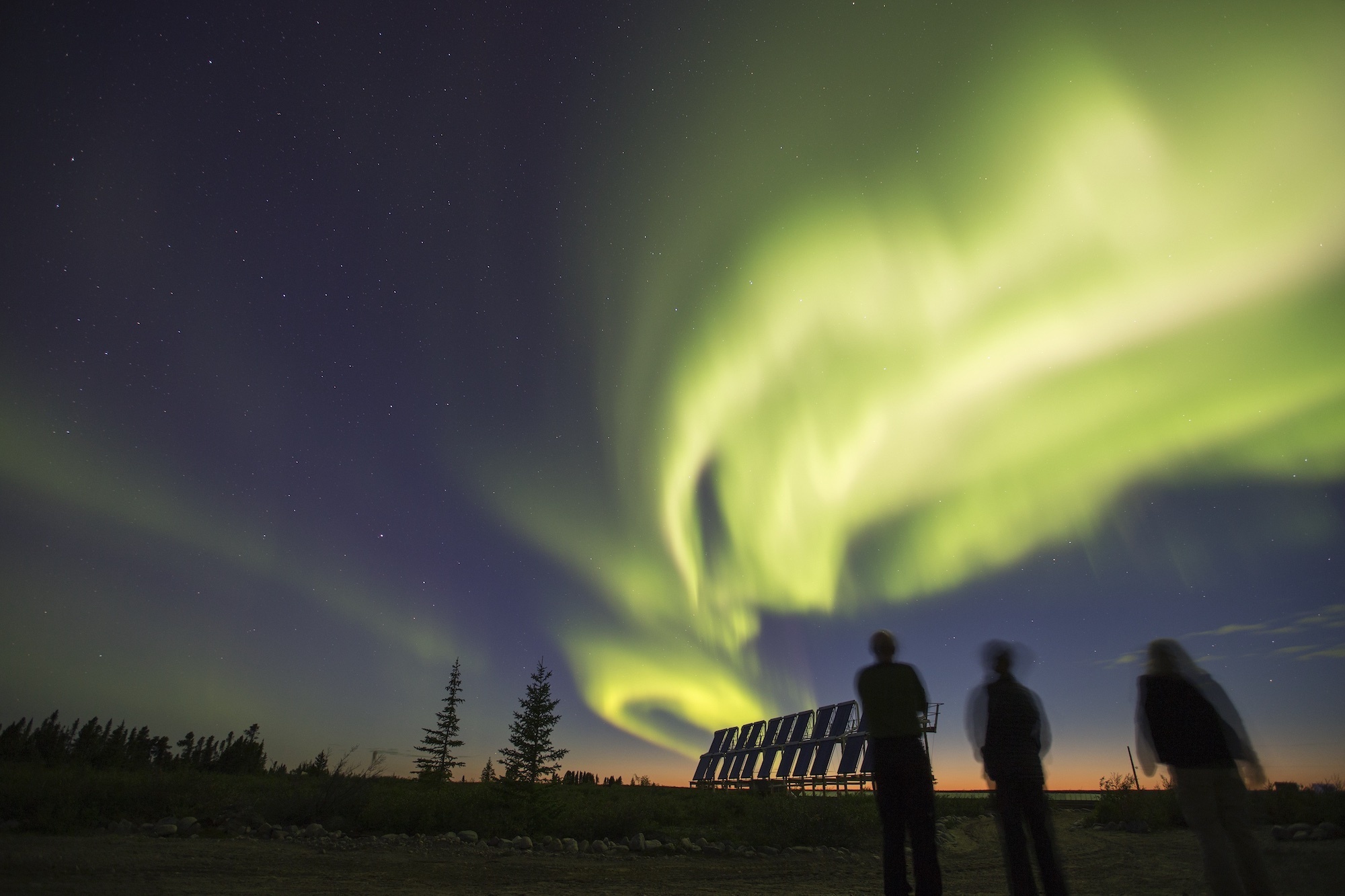 Viewing the Northern Lights with Weber Arctic